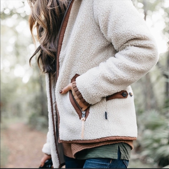 Patagonia Divided Sky Sherpa Jacket Size Extra Small cream - Picture 3 of 14